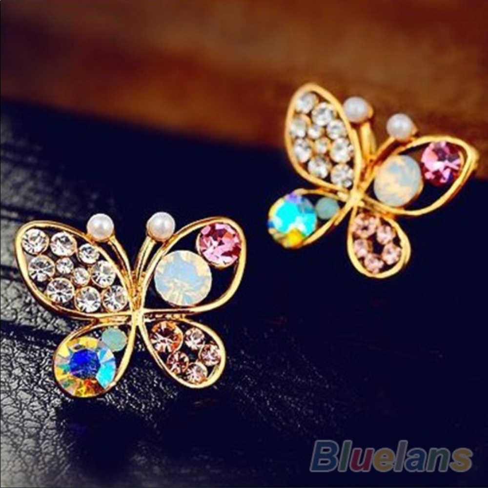 Bedazzled Buttery Earrings 🦋🦋